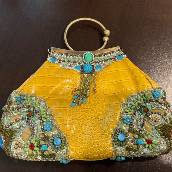 Purse - Picture 1 of 2